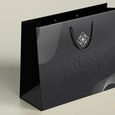 Raised shiny paper bag Dubai 5