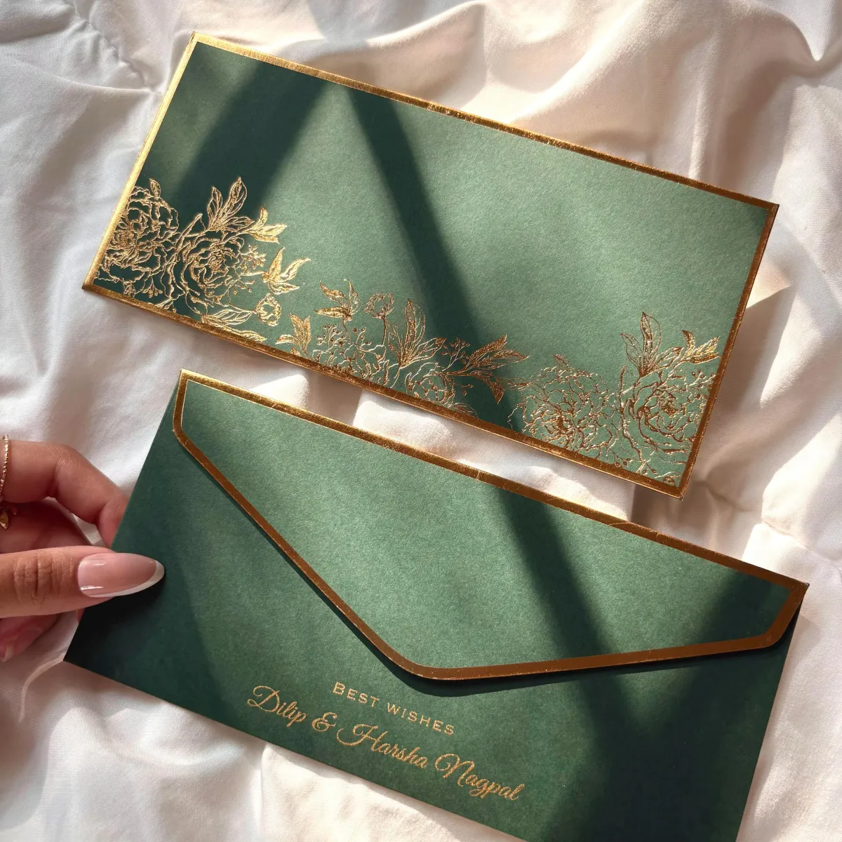 Luxury foil envelope Dubai corporate